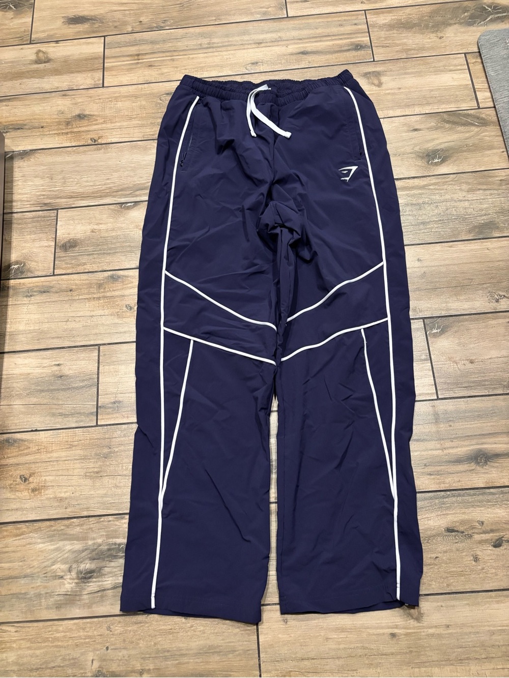 Gymshark Navy Blue White Piped Track Pants Athletic Trousers Large 30 inseam